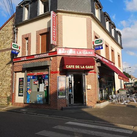 Cafe De La Gare Hotel Bessancourt ภายนอก รูปภาพ